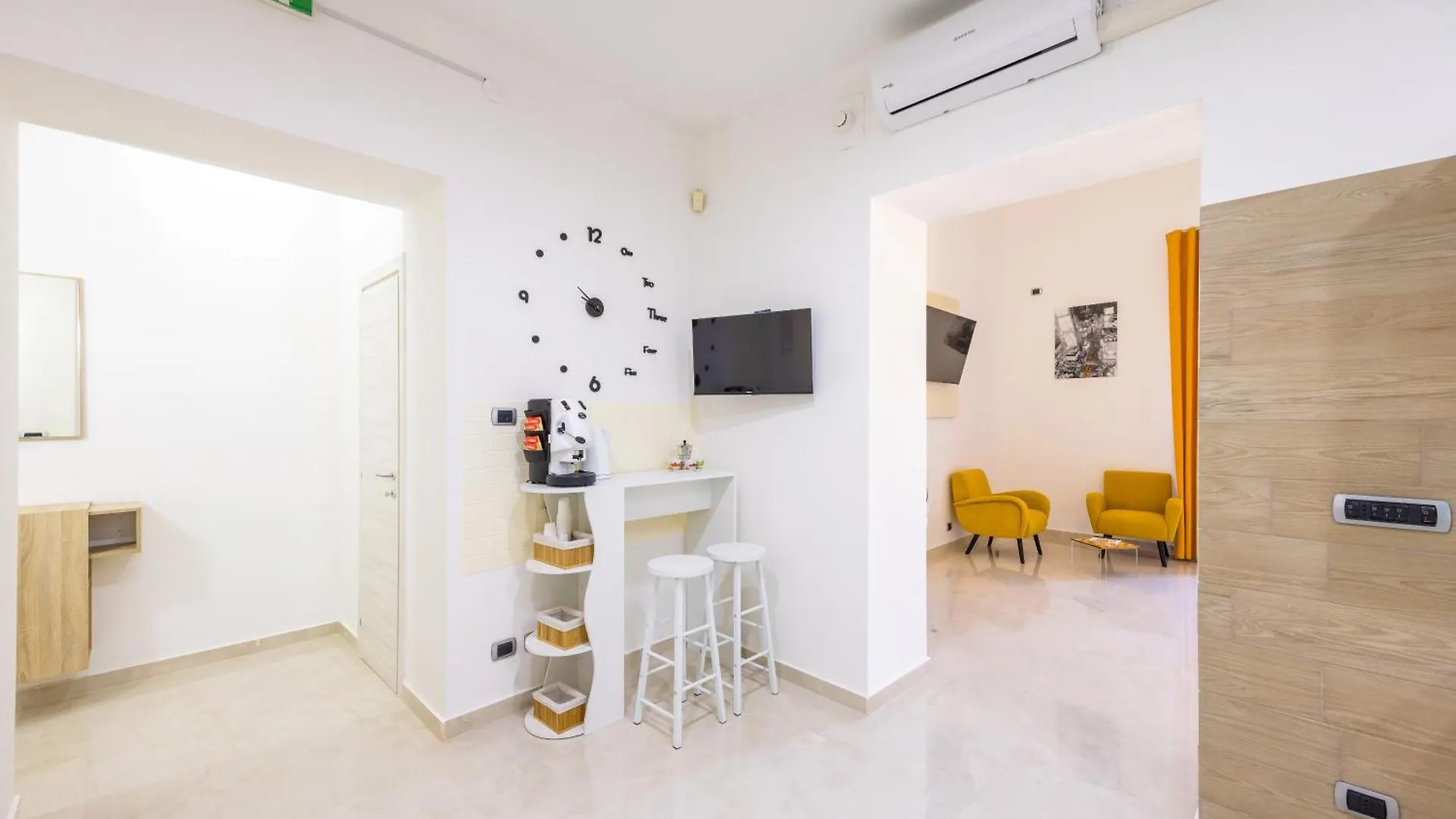 Rimmel Apartment Napoli Italia